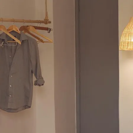 Olive Grove Boutique מלון