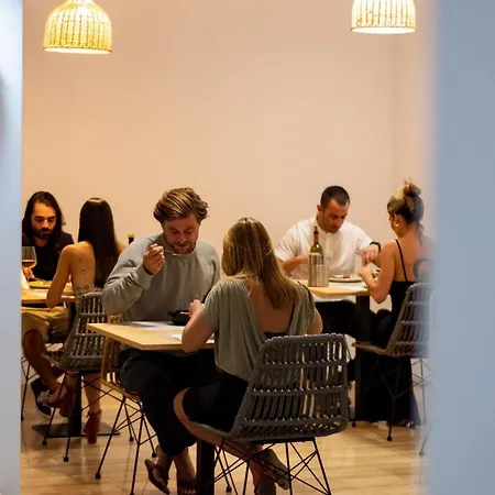 Olive Grove Boutique מלון מוראיטיקה