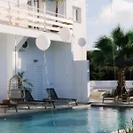 Olive Grove Boutique Otel 4*