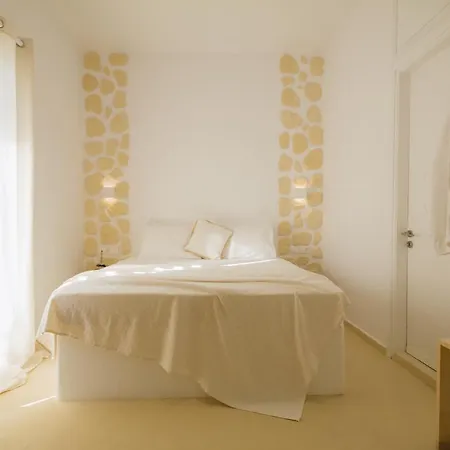 Olive Grove Boutique 4*