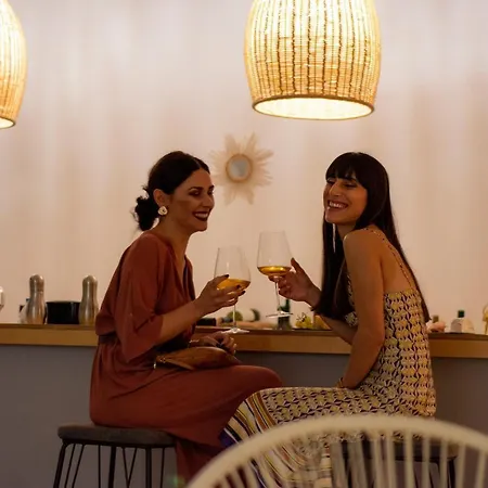 Olive Grove Boutique 4*