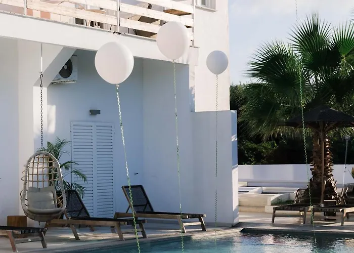 Olive Grove Boutique ホテル 4*