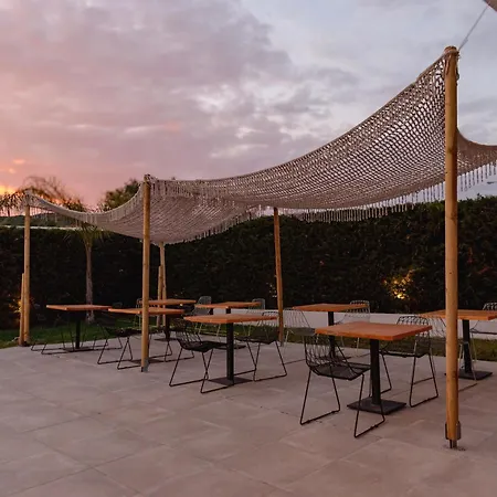 Otel Olive Grove Boutique 4*